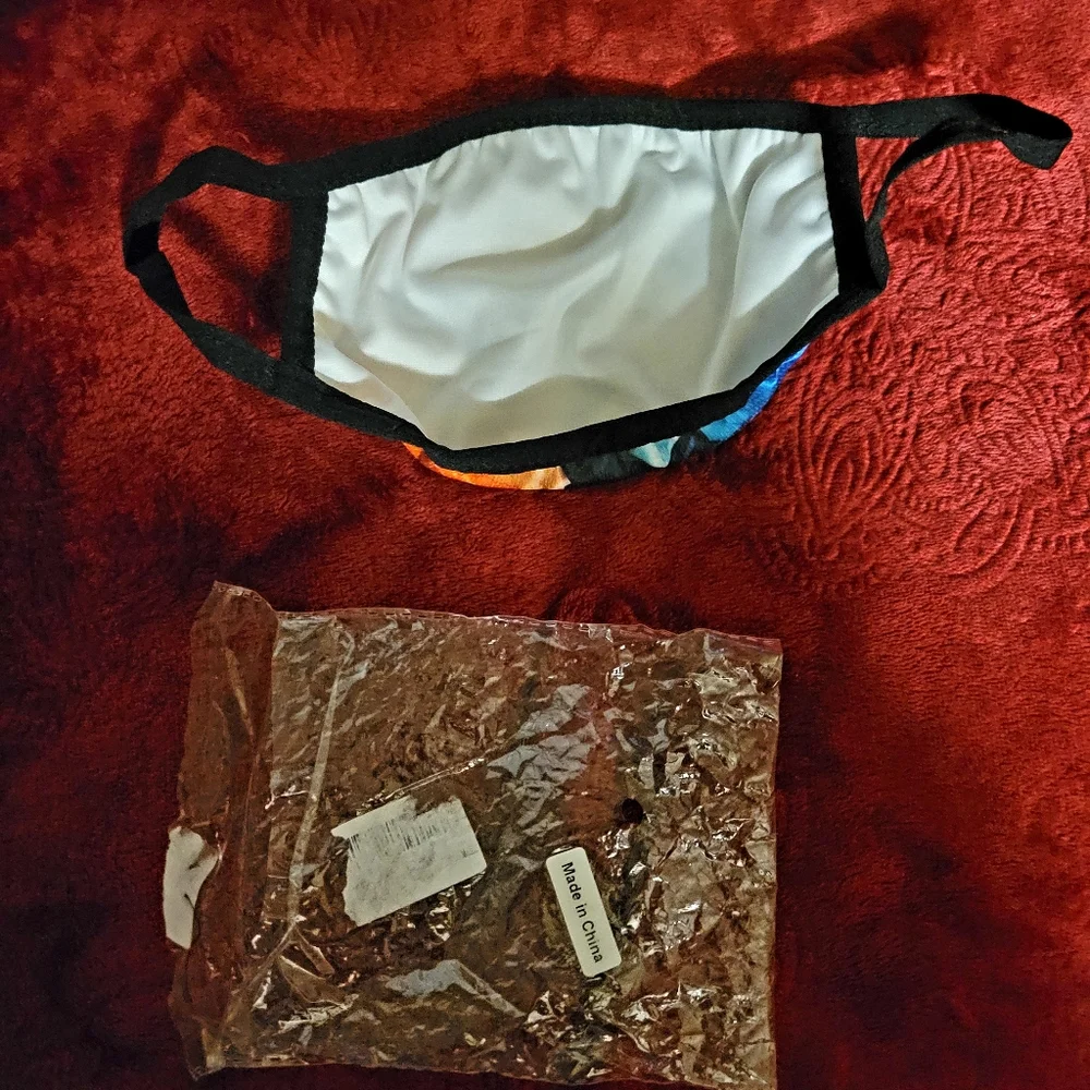 NWT KIDS BOYS NARUTO FACE MASK SIZE ONE SIZE FITS ALL